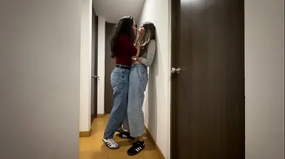 VLXX
