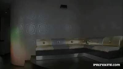 VLXX