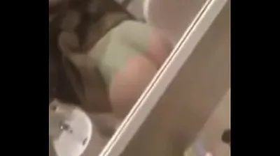 VLXX