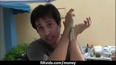 VLXX