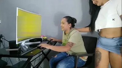 VLXX