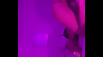 VLXX