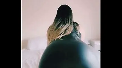 VLXX