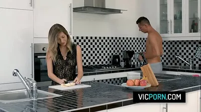 VLXX