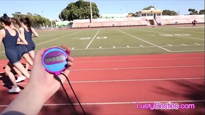 VLXX