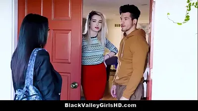 VLXX