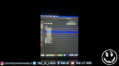 VLXX