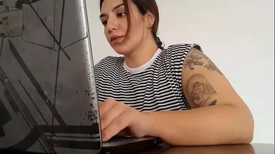 VLXX