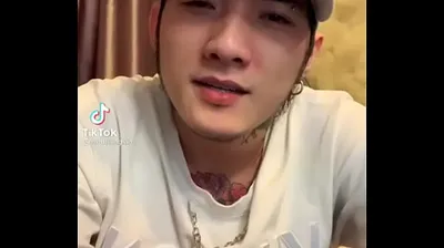 VLXX
