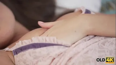 VLXX
