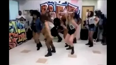 VLXX