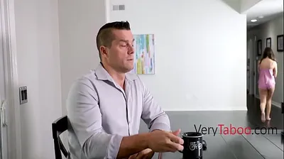 VLXX