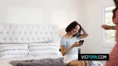 VLXX