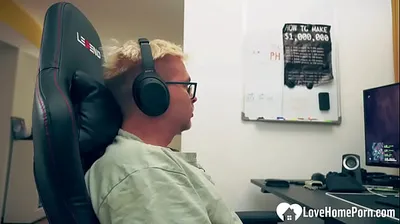 VLXX