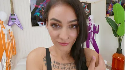 VLXX