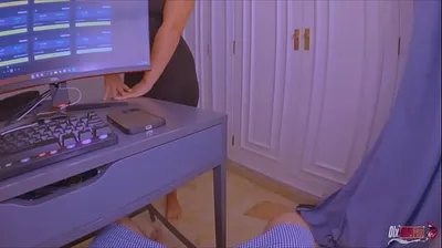 VLXX