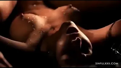 VLXX