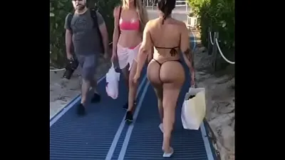 VLXX