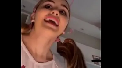 VLXX