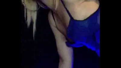VLXX