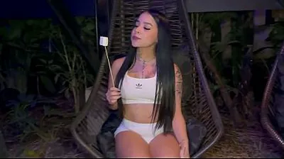 VLXX