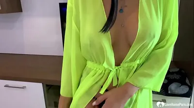 VLXX