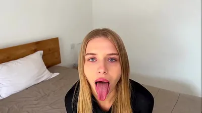 VLXX