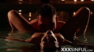 VLXX