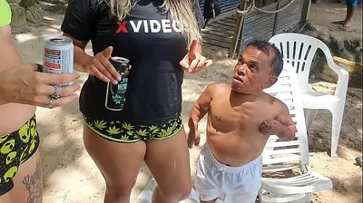 VLXX
