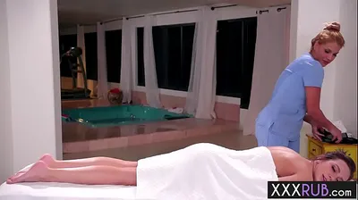 VLXX