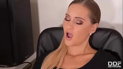 VLXX