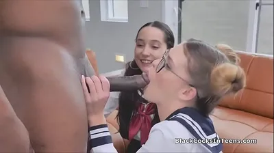 VLXX