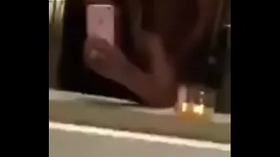 VLXX