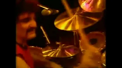 VLXX