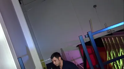 VLXX