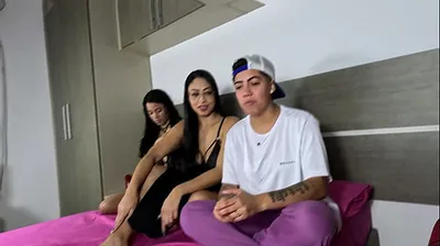 VLXX