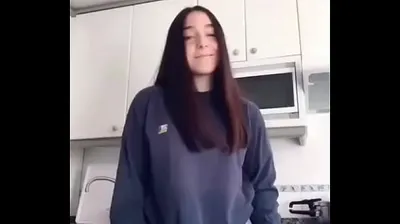 VLXX