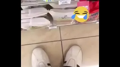 VLXX