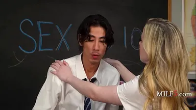 VLXX