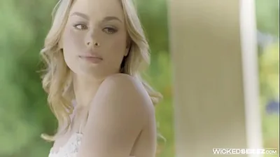 VLXX