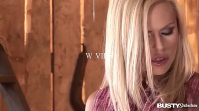 VLXX