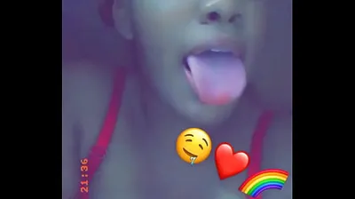 VLXX