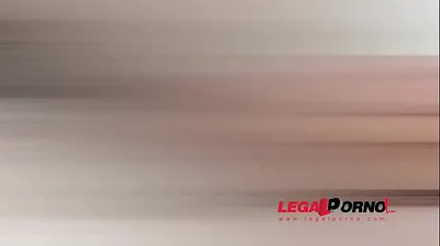 VLXX