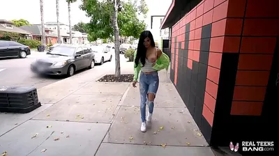 VLXX