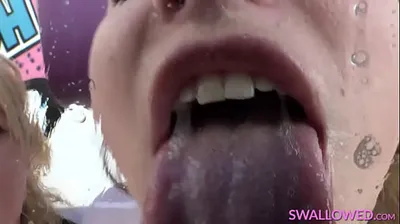 VLXX