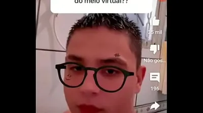 VLXX