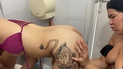 VLXX