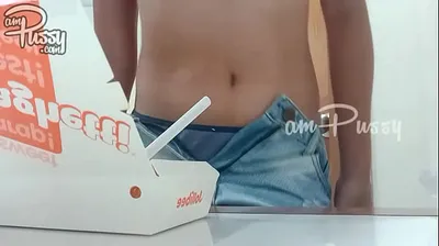 VLXX