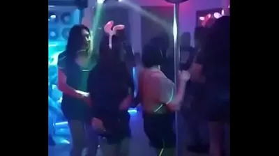 VLXX
