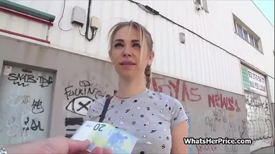 VLXX